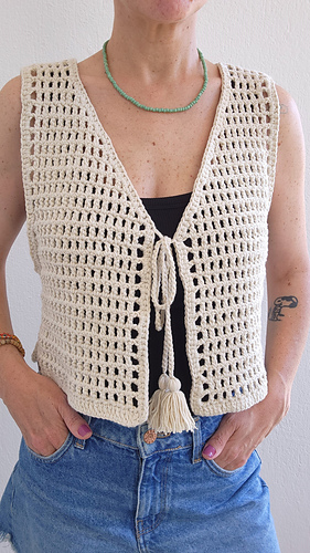 Aira Vest