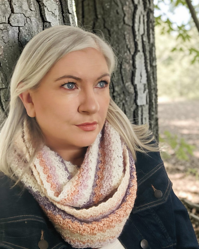 Wattlewood Infinity Scarf