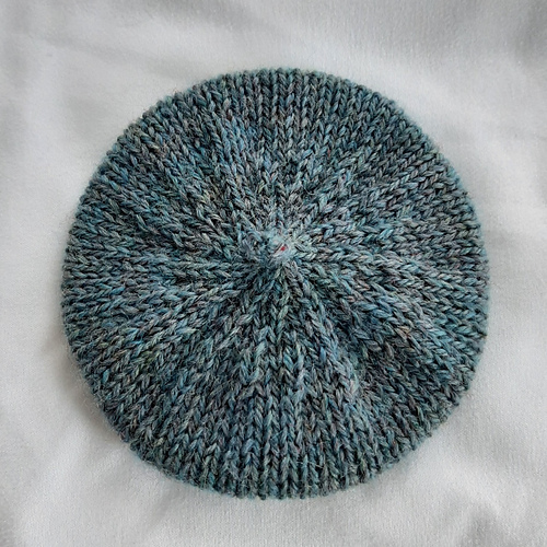 Simple Minifee Beret photo 3