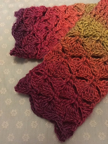 Fantail Stitch Votter - byLulow