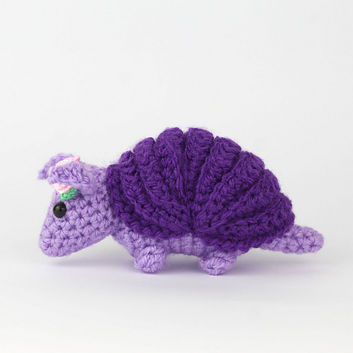 Ravelry: Roll-up Armadillo pattern by Kati Galusz