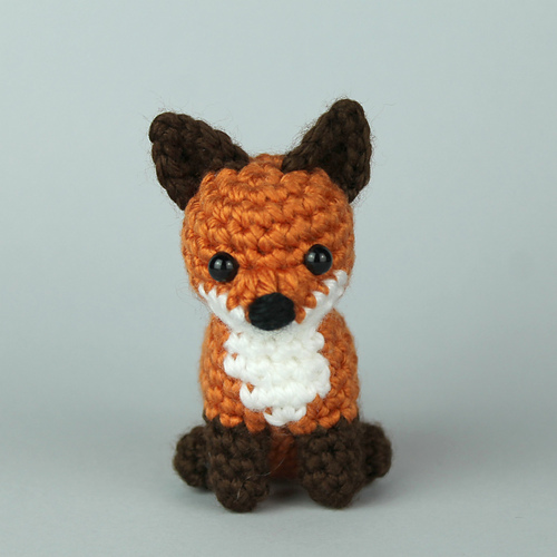 Teeny tiny fox