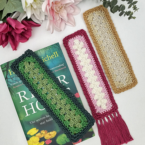 Cosy Reads Bookmark photo 1