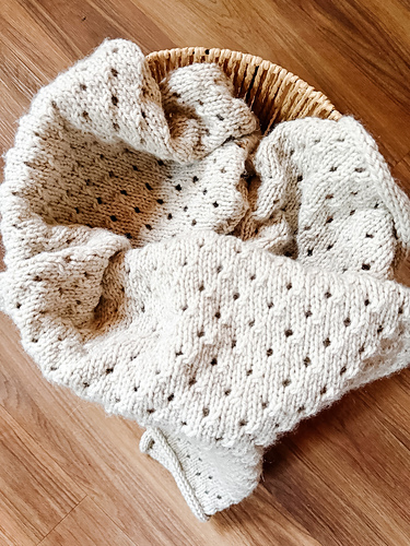 BLANKET 02: Staggered Eyelet