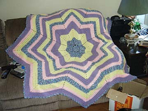 Ravelry: Little Boy Blue 8 Point Round Ripple Baby Afghan pattern by ...