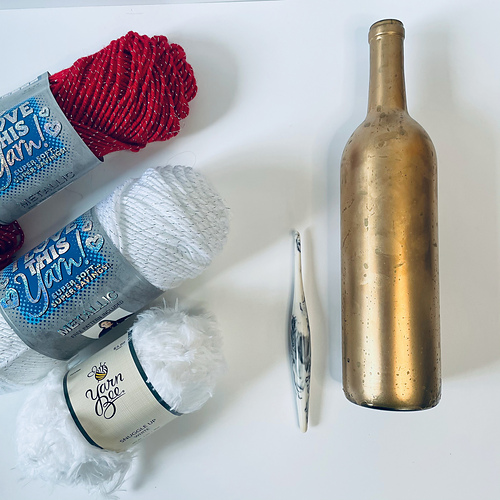 Ravelry: Wine Bottle Sleeve pattern by Debbie Field