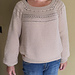 049- Lady's sweater with reliëf top pattern 