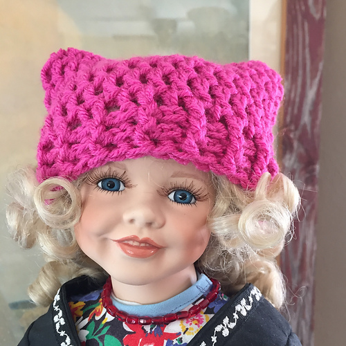 Miniature Crocheted Pussy Hat photo 2