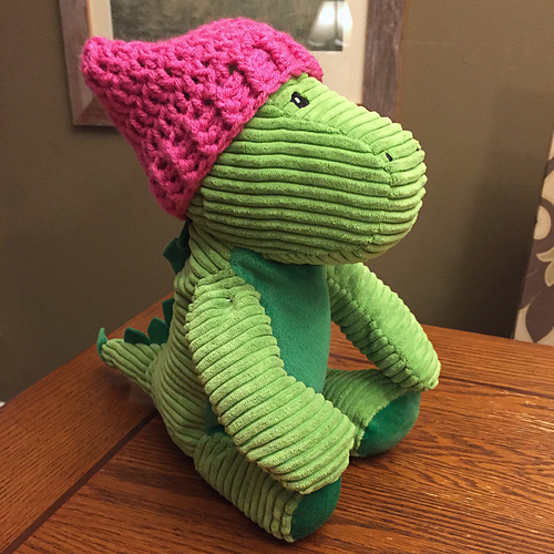 Miniature Crocheted Pussy Hat photo 3