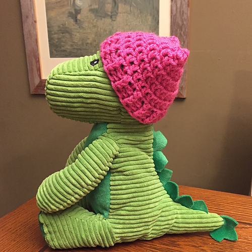 Miniature Crocheted Pussy Hat photo 4