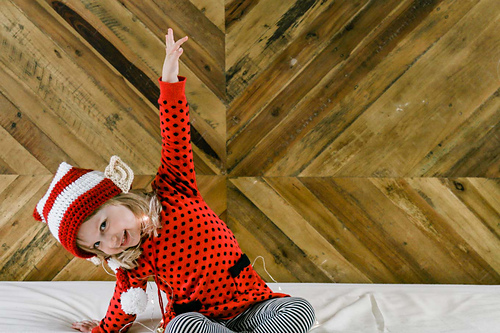 Julens hjelper elf-lue - Jess Coppom