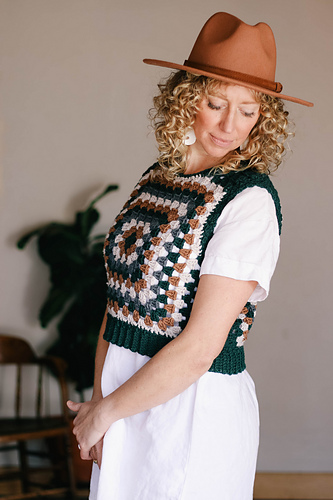 Renewal Granny Square Vest photo 5