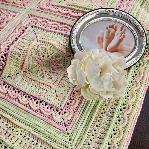 Ravelry Sweet Dreams Baby Blanket pattern by Melanie Grobler