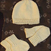 Newborn in snow white photo 2