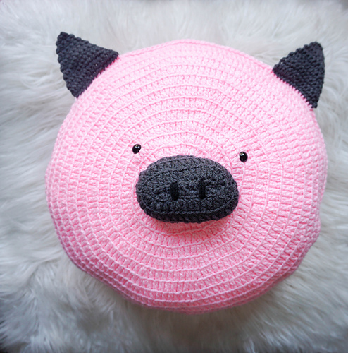 Maison de REEFUR　PIGクッション　完売品 Pig_Pillow_Pal_4-14_medium.jpg