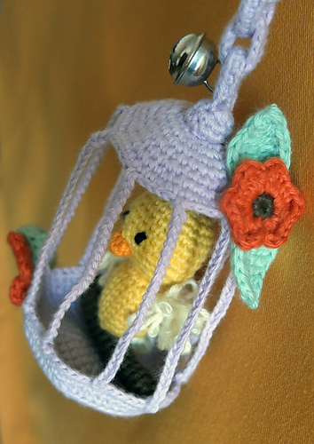 Flup Canary Bird Cat Toy/Window Decoration photo 1