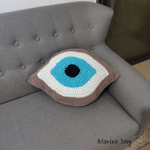 Ravelry Evil Eye Pillow pattern by Marina Levy