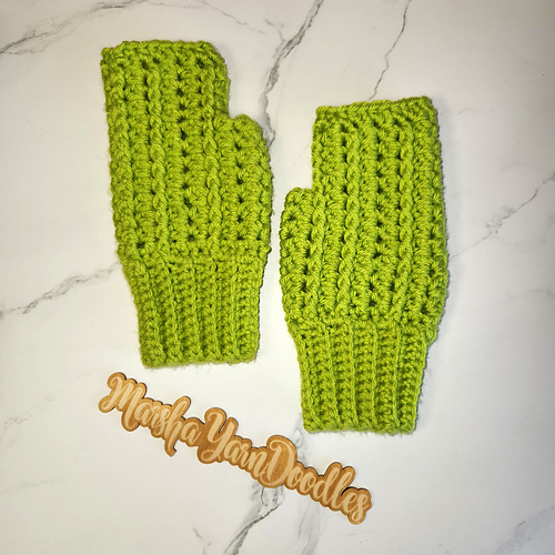 Cora The Conqueror Wristers