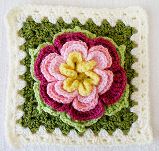 Ravelry: Maryfairy's Sommer-Röschen Granny Square for Ann's Blanket