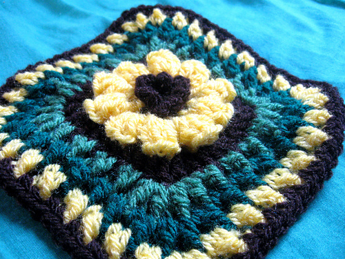 Flower Granny Square 6" photo 1
