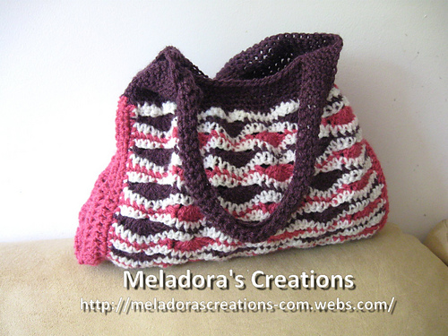 Wavy Stitch Handbag photo 6