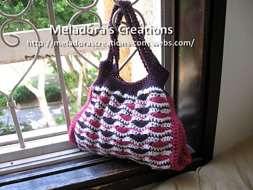 Wavy Stitch Handbag photo 7