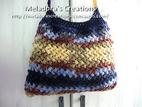 Bean Stitch Purse photo 1