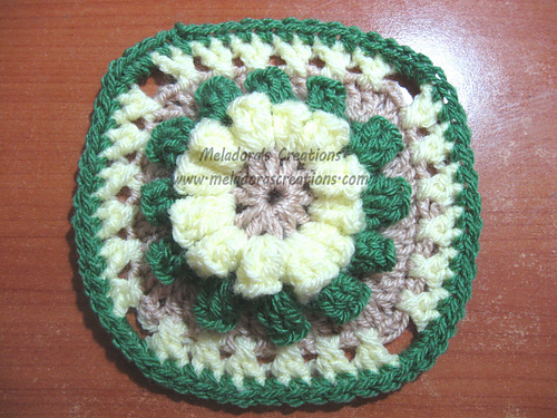 Popcorn Granny Square photo 1