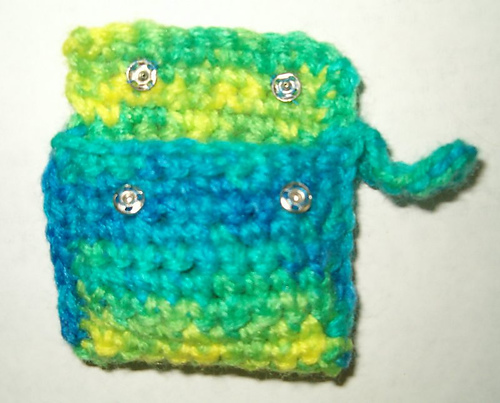 Crochet Earbud Cozy photo 6