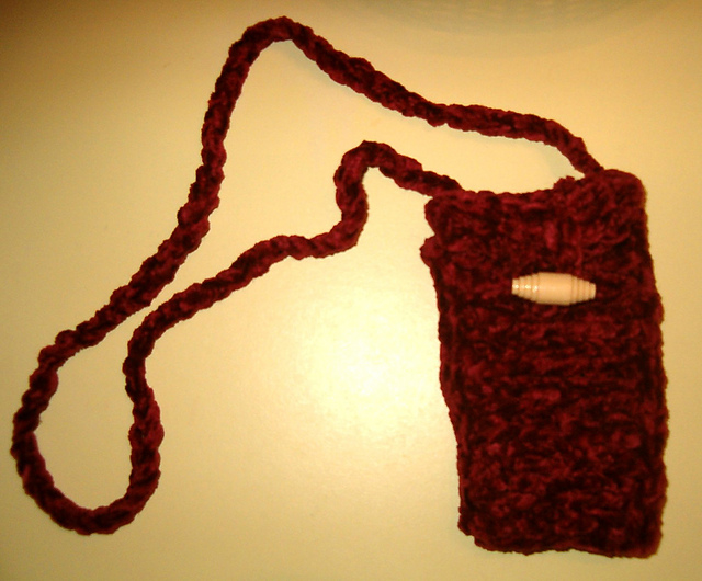 Ravelry Cell Phone Holder (crochet) pattern by Craft Yarn Council of