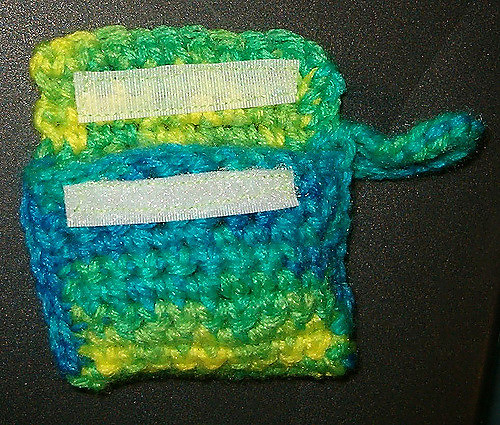 Crochet Earbud Cozy photo 4