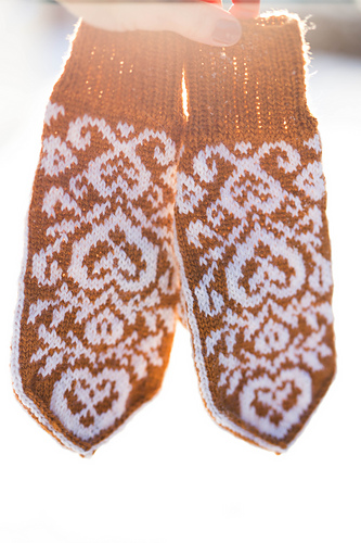 Pepperhjertevotter / Ginger heart mittens - Marianne J. Bjerkman