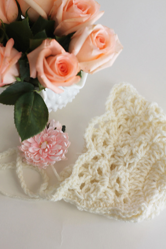 The Cassandra Bonnet photo 2