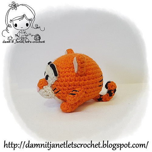 Round Plush Tigger photo 2