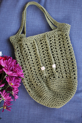 Katie Tote photo 1