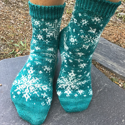Ravelry: Arctic Blizzard pattern by Katrine Birkenwasser