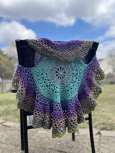 Chrysanthemum Circular Vest photo 2