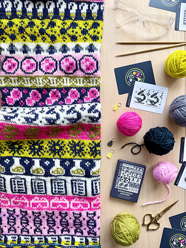 Science Doodle (Infinity Cowl)