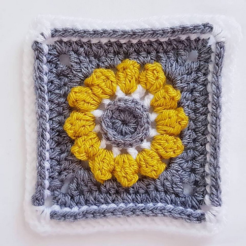 Ravelry Summer Blossom Granny Square pattern by Buttonnose Crochet