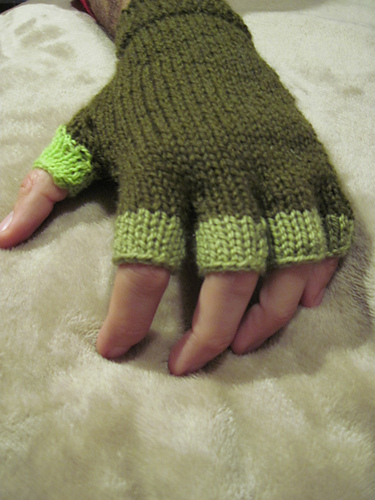 Witching Hour Fingerless Gloves photo 2