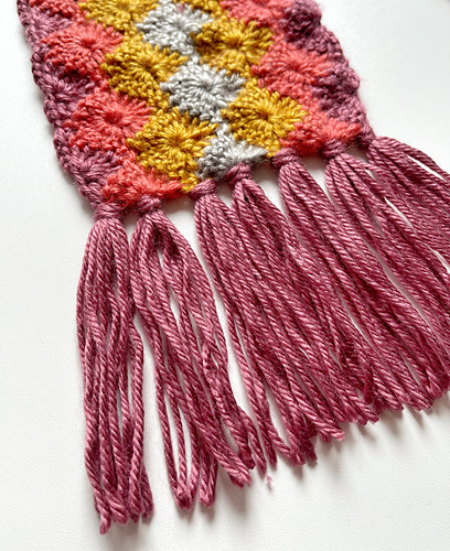 Elemmírë Skjerf - K.A.M.E. Crochet