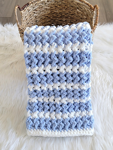 Coastal Waves Blanket