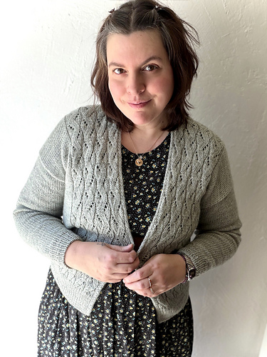 Ravelry: Sprinzig Cardigan pattern by Nadia Crétin-Léchenne