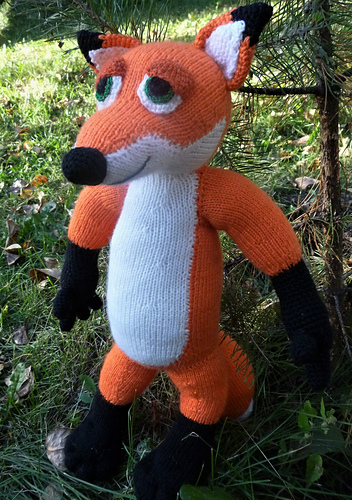 Ravelry: Large fox pattern by Nadia Perepelitsa