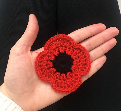 Crochet_Poppy_medium.jpg