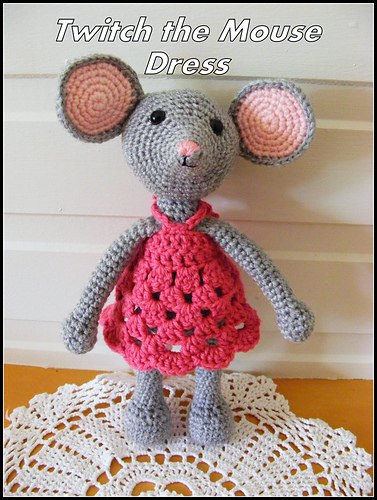Dress for Twitch the Mouse photo 1
