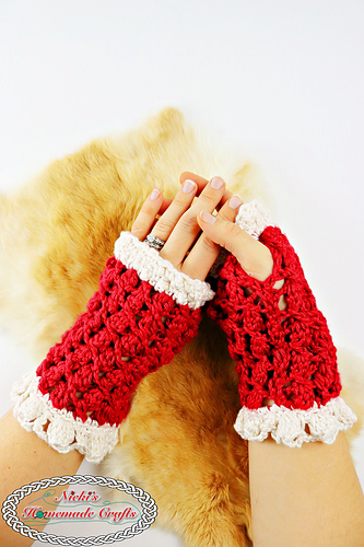 Lacy Silk Fingerless Gloves photo 1