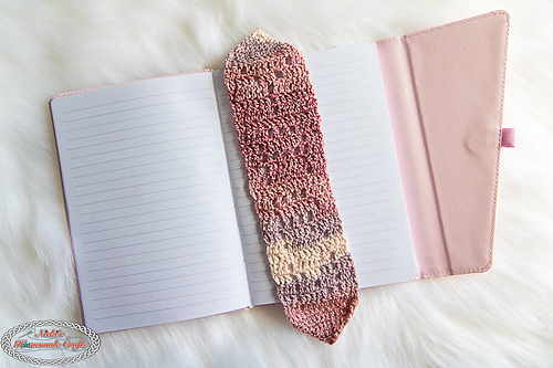 Yarn Bookmark photo 5