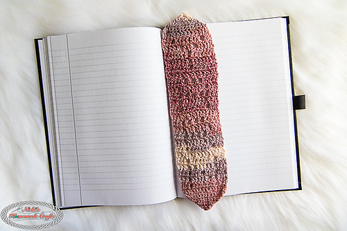 Yarn Bookmark photo 2