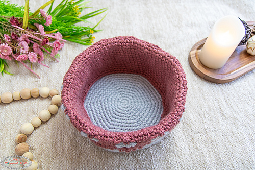 Heart Basket with Flower Divider photo 8